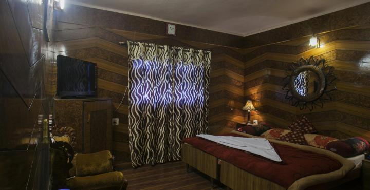 נייניטל Hotel Ankur Plaza מראה חיצוני תמונה